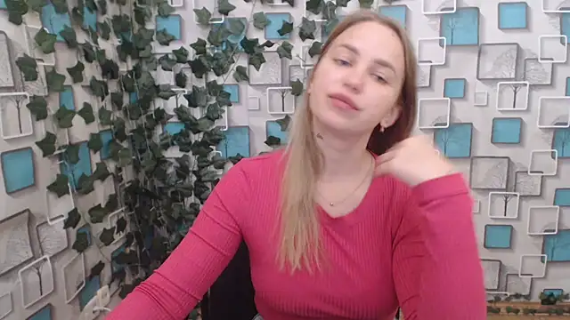 Snapshot of klerkarina chatting on 5, 10, 2025 klerkarina online show from 5, 10, 2025