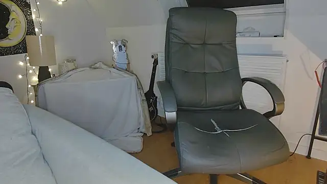 Nyl0nnickb0y online show from 15, 2, 2026