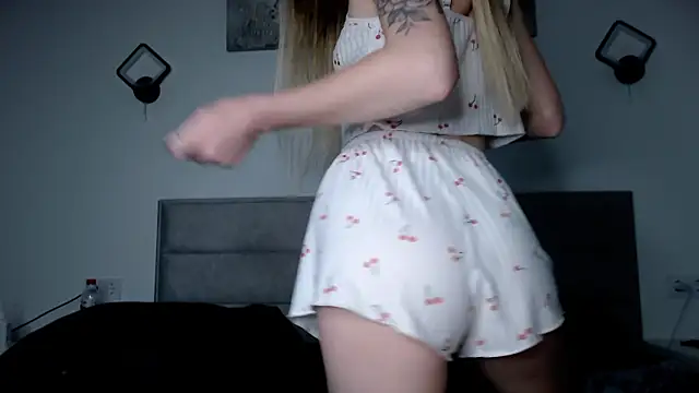 Snapshot of RIta_orr chatting on 2, 11, 2025 RIta orr online show from 2, 11, 2025