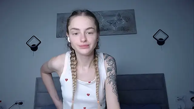 Snapshot of RIta_orr chatting on 1, 12, 2025 RIta orr online show from 1, 12, 2025