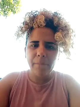 Snapshot of ValeriaSantos- chatting on 7, 1, 2025 ValeriaSantos- online show from 7, 1, 2025