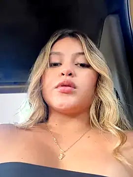 lunablossom  online show from 21, 9, 2025