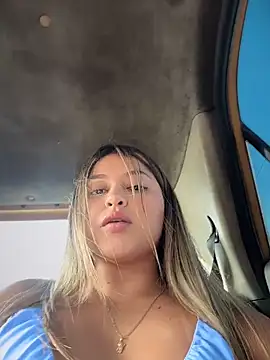 lunablossom  online show from 28, 3, 2026