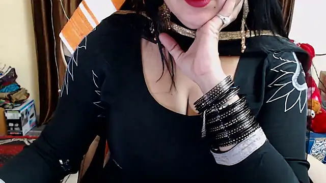 Snapshot of Naughty_Kashish chatting on 14, 12, 2024 Naughty Kashish online show from 14, 12, 2024