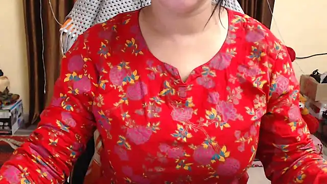 Snapshot of Naughty_Kashish chatting on 6, 2, 2025 Naughty Kashish online show from 6, 2, 2025