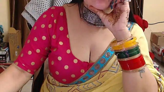 Snapshot of Naughty_Kashish chatting on 4, 3, 2025 Naughty Kashish online show from 4, 3, 2025