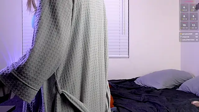 AriannaPena online show from 12, 2, 2025