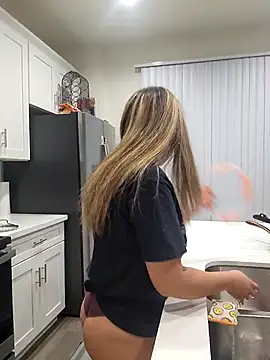 AriannaPena online show from 10, 3, 2025