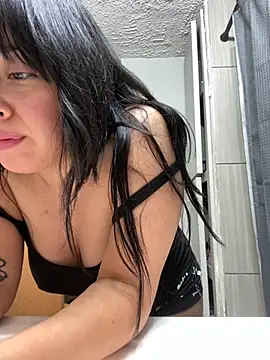 AriannaPena online show from 13, 9, 2025