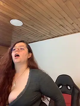 Snapshot of kayortiiz chatting on 22, 9, 2025 kayortiiz online show from 22, 9, 2025