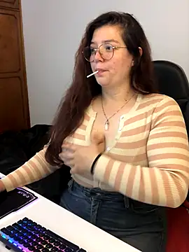 Snapshot of kayortiiz chatting on 3, 12, 2025 kayortiiz online show from 3, 12, 2025