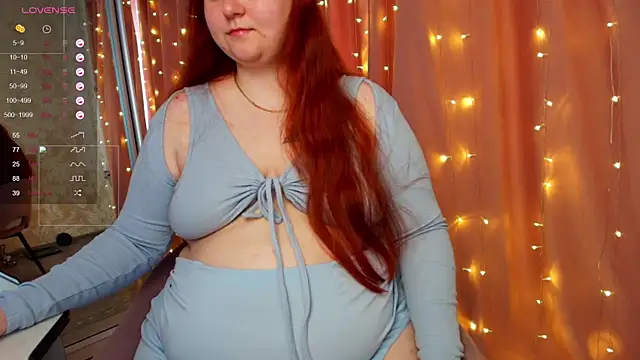Snapshot of Mia_Bows chatting on 24, 5, 2026 Mia Bows online show from 24, 5, 2026