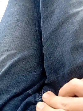 mickzizi online show from 17, 12, 2025