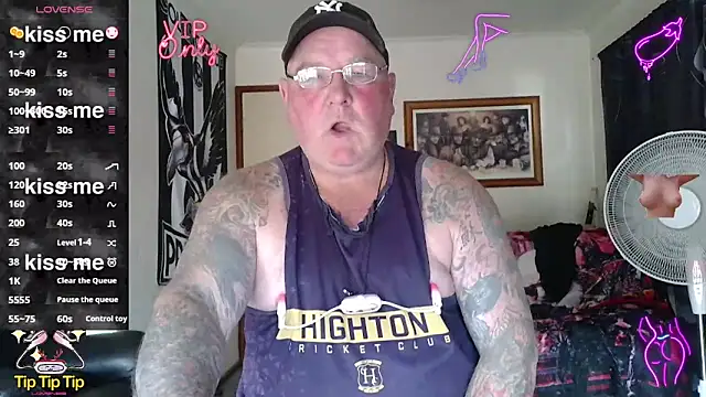 Snapshot of HOTANAL chatting on 24, 4, 2026 HOTANAL online show from 24, 4, 2026