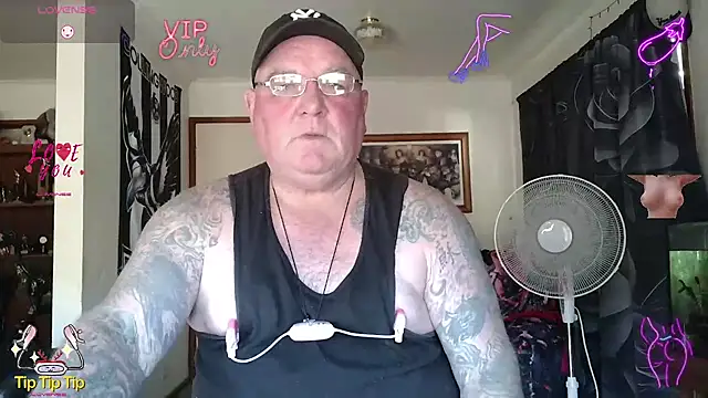 Snapshot of HOTANAL chatting on 28, 4, 2026 HOTANAL online show from 28, 4, 2026