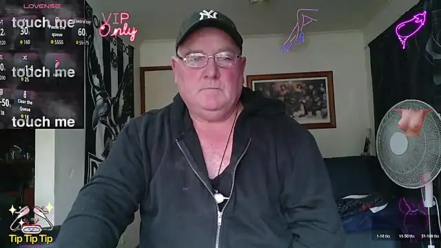 Snapshot of HOTANAL chatting on 18, 5, 2026 HOTANAL online show from 18, 5, 2026