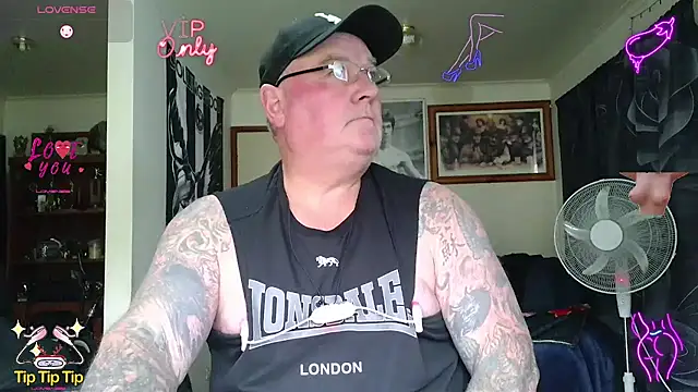 Snapshot of HOTANAL chatting on 4, 6, 2026 HOTANAL online show from 4, 6, 2026