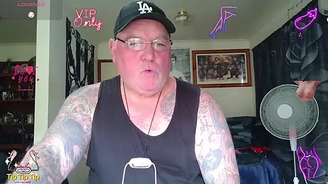 Snapshot of HOTANAL chatting on 5, 6, 2026 HOTANAL online show from 5, 6, 2026