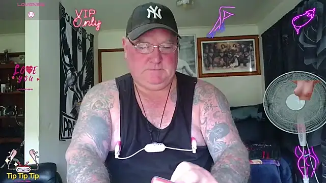 Snapshot of HOTANAL chatting on 8, 6, 2026 HOTANAL online show from 8, 6, 2026