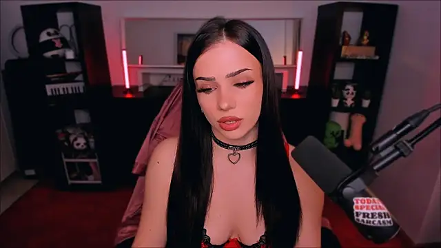 Snapshot of SofiRusselle chatting on 9, 2, 2026 SofiRusselle online show from 9, 2, 2026