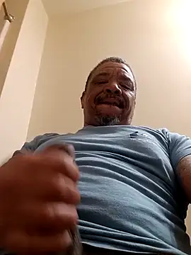 yellowwetfox online show from 7, 4, 2026