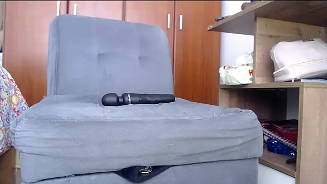 Snapshot of Juls_winter_ chatting on 11, 3, 2025 Juls winter online show from 11, 3, 2025