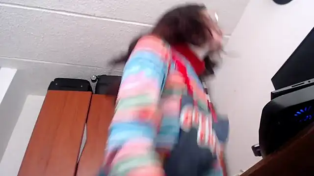 Snapshot of Juls_winter_ chatting on 19, 3, 2025 Juls winter online show from 19, 3, 2025