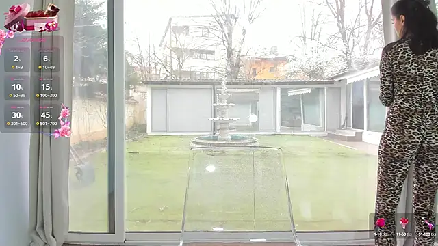 Sarabecker online show from 15, 3, 2025