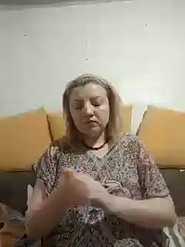 Snapshot of stefanyharper16 chatting on 28, 2, 2025 stefanyharper16 online show from 28, 2, 2025