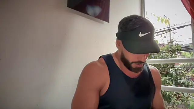 Snapshot of romeolovedark chatting on 22, 10, 2025 romeolovedark online show from 22, 10, 2025