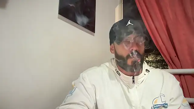 Snapshot of romeolovedark chatting on 28, 11, 2025 romeolovedark online show from 28, 11, 2025