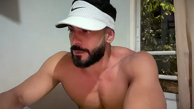 Snapshot of romeolovedark chatting on 10, 7, 2026 romeolovedark online show from 10, 7, 2026