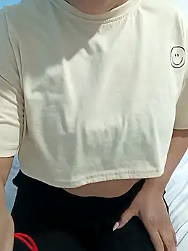 laura dirtyhot online show from 2, 3, 2026