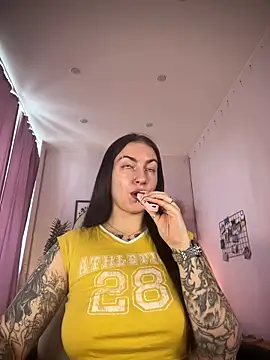 IvyHoney online show from 7, 3, 2025