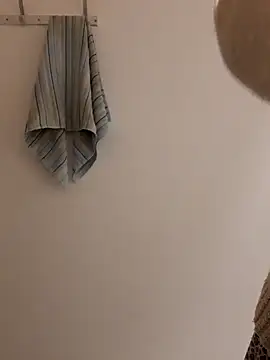 Moi Lina online show from 29, 12, 2024