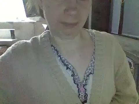 Moi Lina online show from 19, 1, 2025