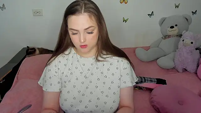 NataliEvans online show from 6, 4, 2026