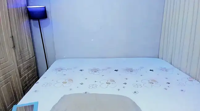 shantal r0mance online show from 15, 2, 2025