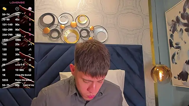 SebastianMaximoff online show from 8, 1, 2025