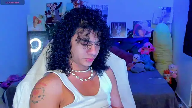 Snapshot of sweetvond_ chatting on 6, 3, 2025 sweetvond  online show from 6, 3, 2025