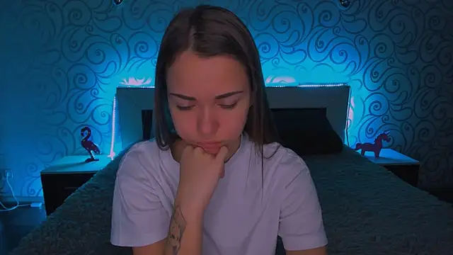 Snapshot of AlexaBarkley chatting on 2, 12, 2024 AlexaBarkley online show from 2, 12, 2024