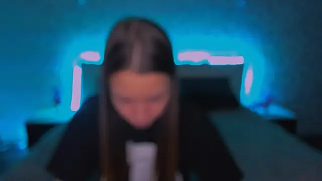 Snapshot of AlexaBarkley chatting on 4, 12, 2024 AlexaBarkley online show from 4, 12, 2024