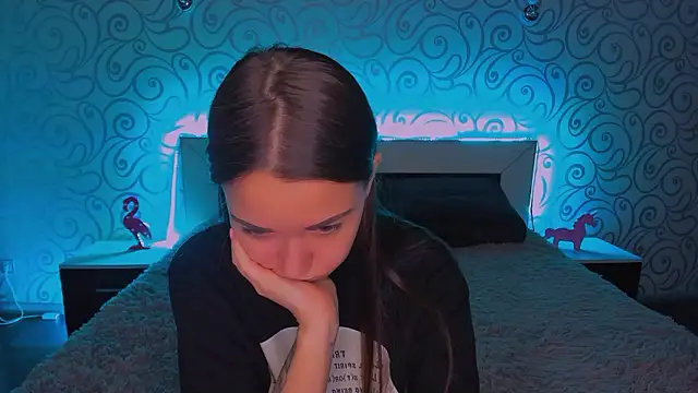 Snapshot of AlexaBarkley chatting on 4, 12, 2024 AlexaBarkley online show from 4, 12, 2024