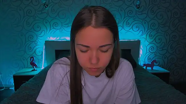 Snapshot of AlexaBarkley chatting on 12, 12, 2024 AlexaBarkley online show from 12, 12, 2024