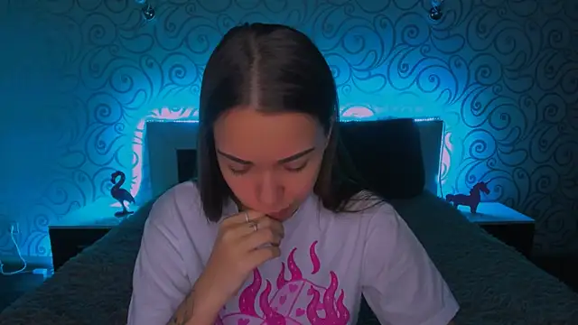 Snapshot of AlexaBarkley chatting on 23, 12, 2024 AlexaBarkley online show from 23, 12, 2024