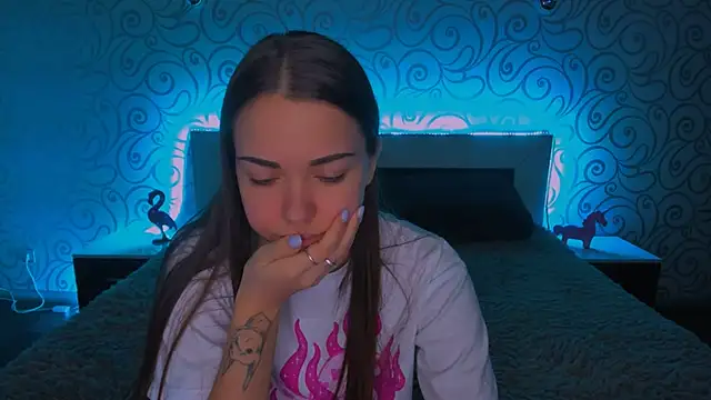 Snapshot of AlexaBarkley chatting on 23, 12, 2024 AlexaBarkley online show from 23, 12, 2024