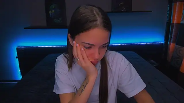 Snapshot of AlexaBarkley chatting on 21, 1, 2025 AlexaBarkley online show from 21, 1, 2025