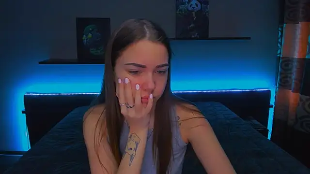 Snapshot of AlexaBarkley chatting on 6, 2, 2025 AlexaBarkley online show from 6, 2, 2025