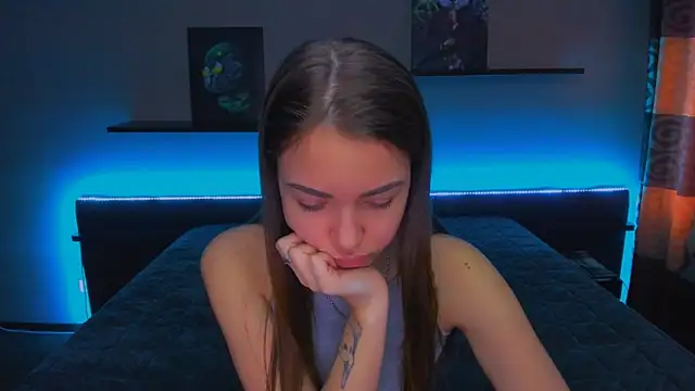 Snapshot of AlexaBarkley chatting on 6, 2, 2025 AlexaBarkley online show from 6, 2, 2025