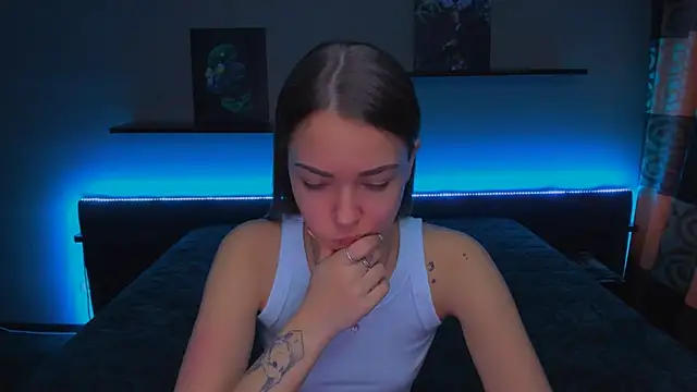 Snapshot of AlexaBarkley chatting on 7, 2, 2025 AlexaBarkley online show from 7, 2, 2025